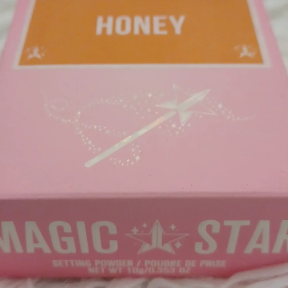 New Jeffree Star Magic Star Honey Setting Powder Soft Matte Finish